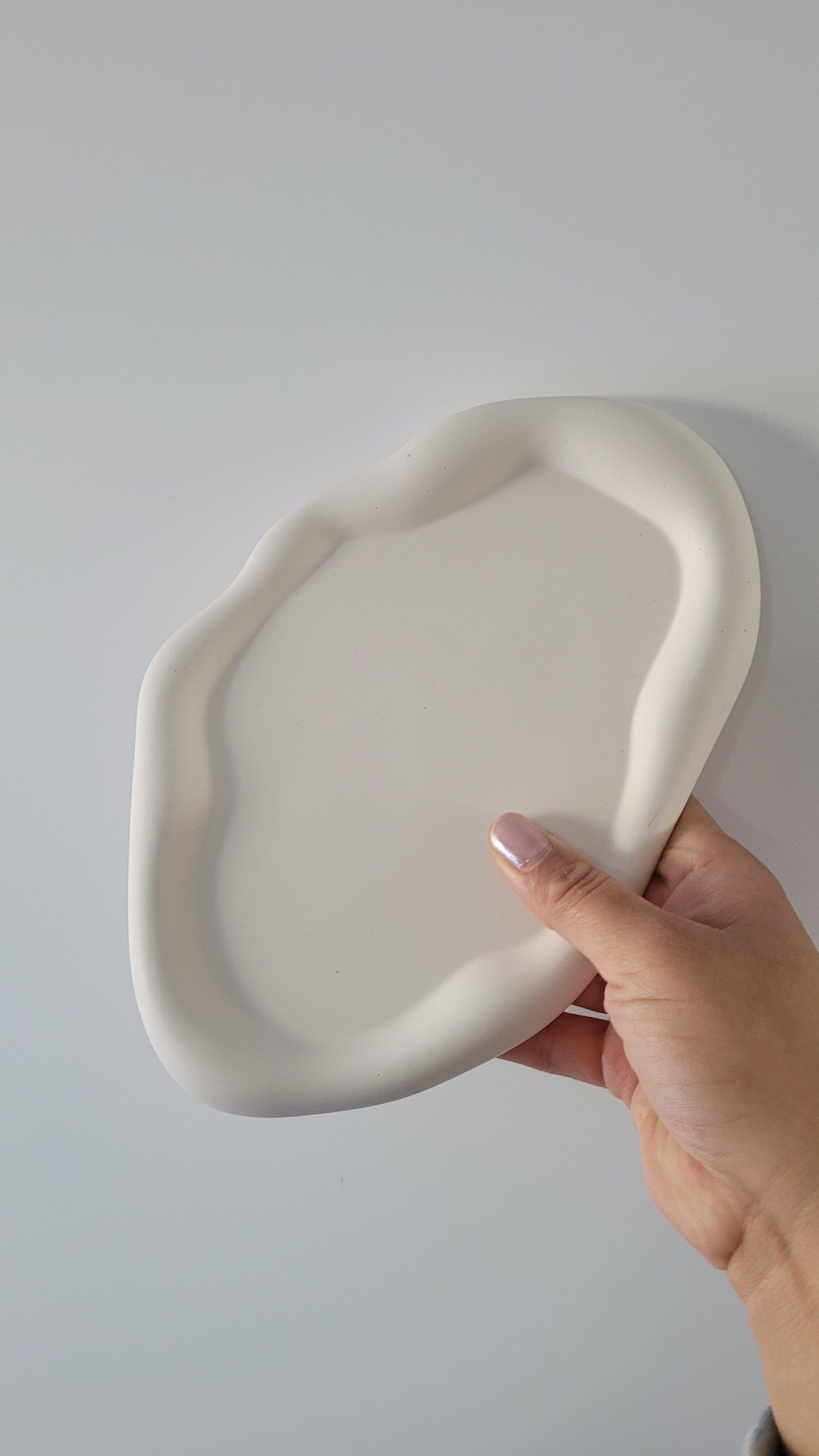 Oval Cloud Tray