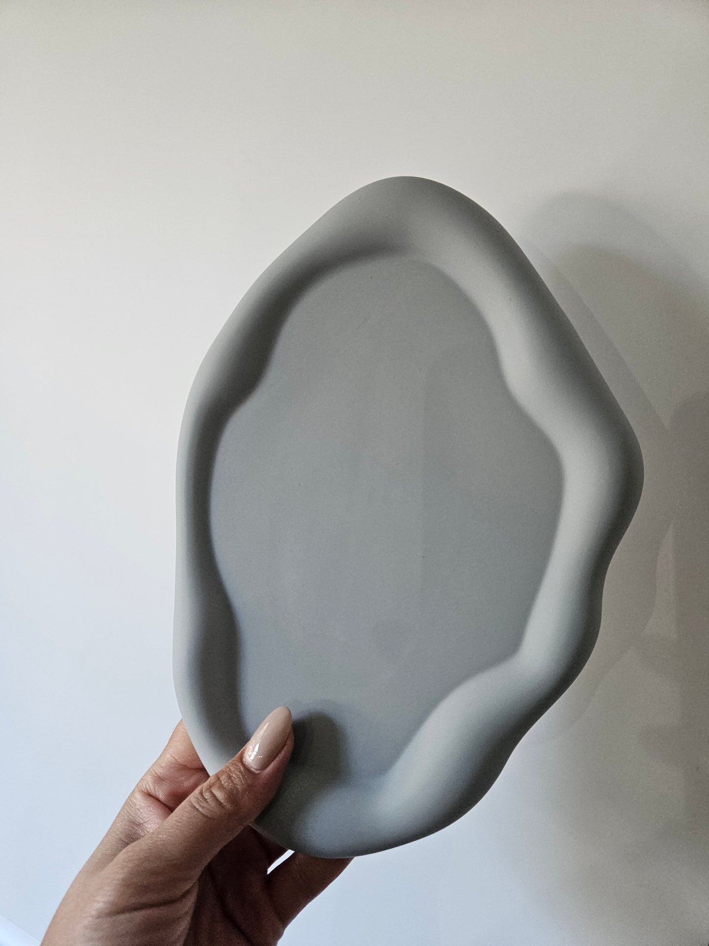 Oval Cloud Tray