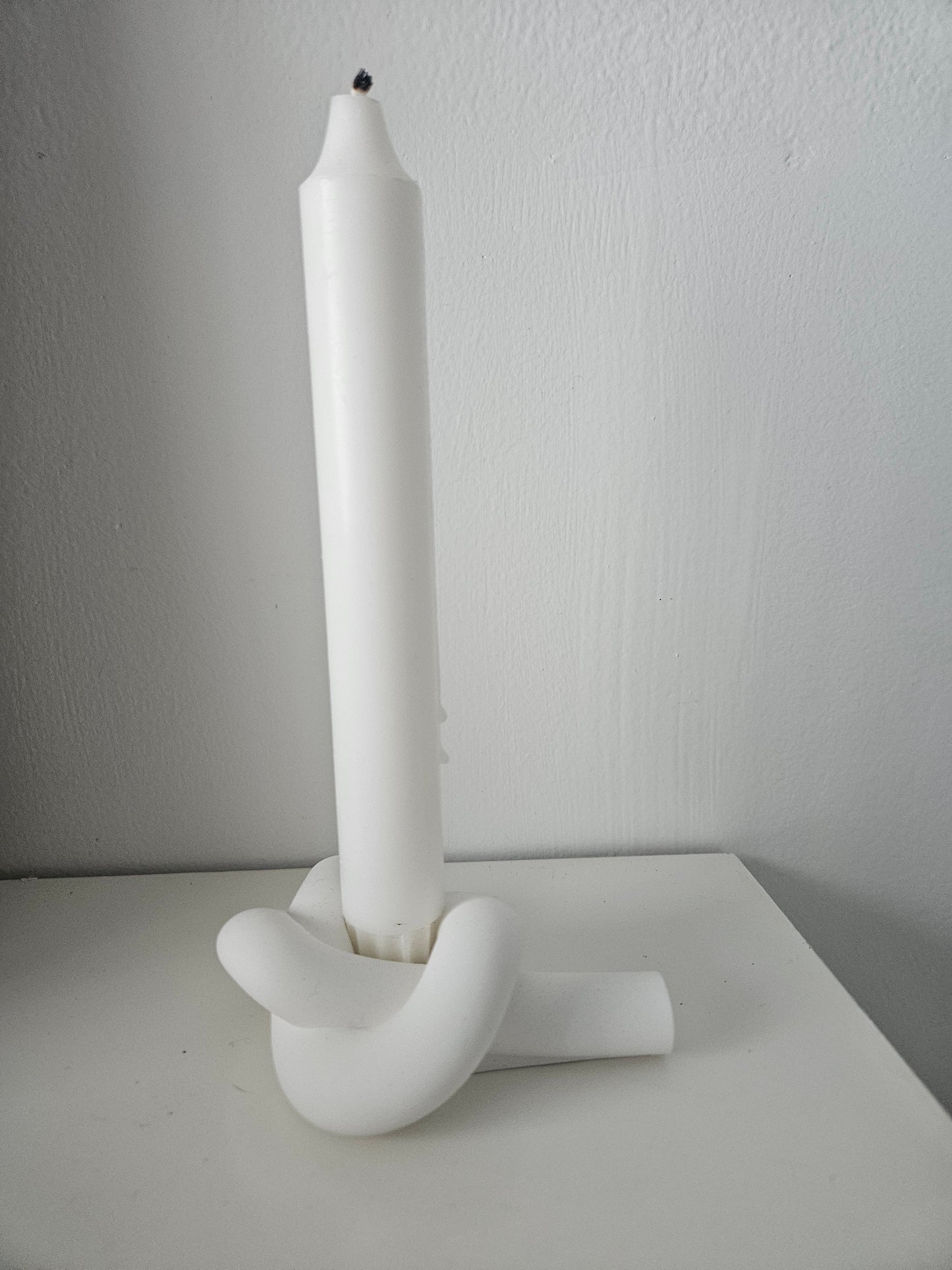 Knot Candle Holder