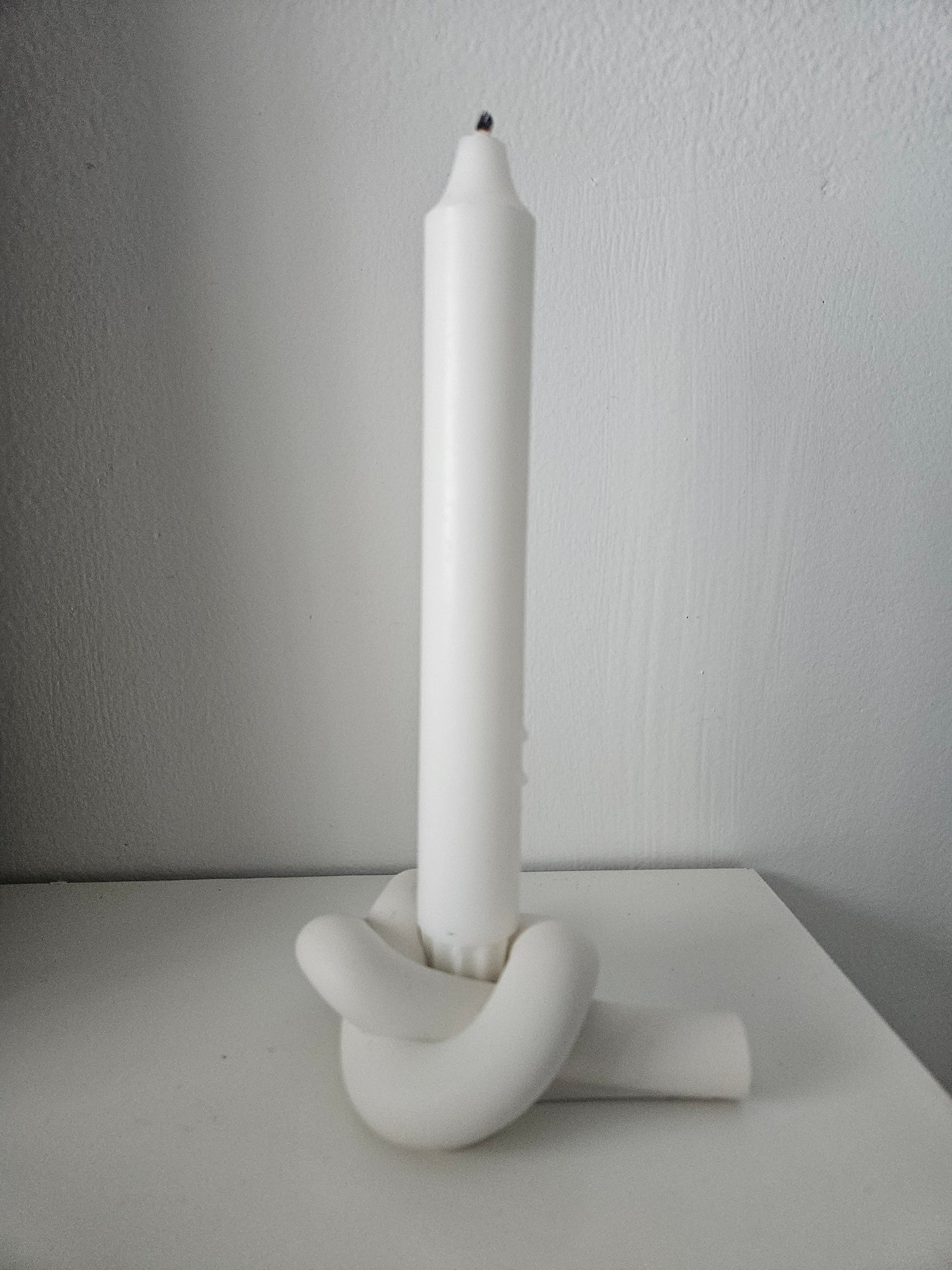 Knot Candle Holder